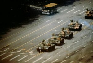 Tank man le lendemain de la répression de Tiananmen